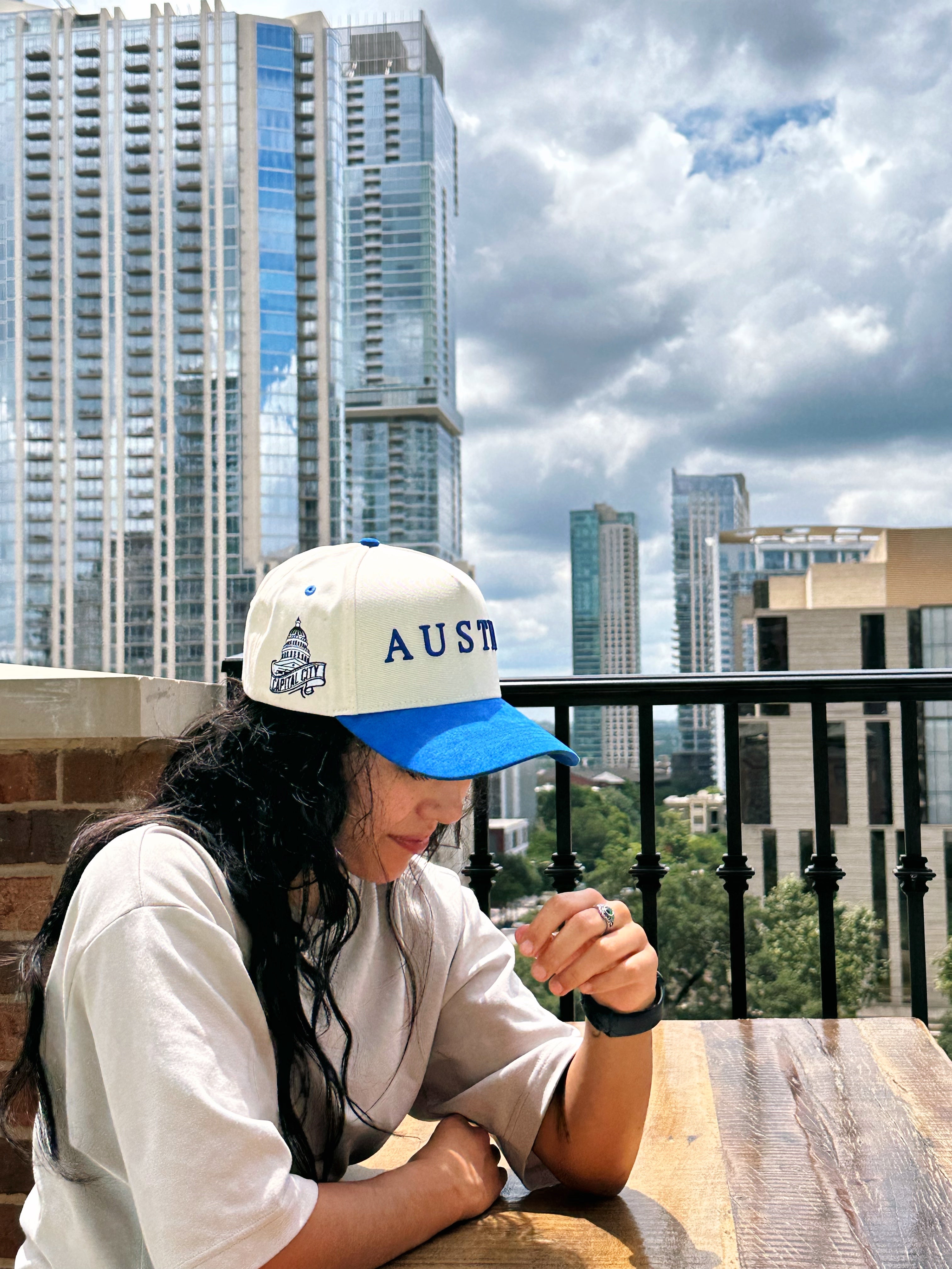 Suede Brim Snapback - Blue/Cream