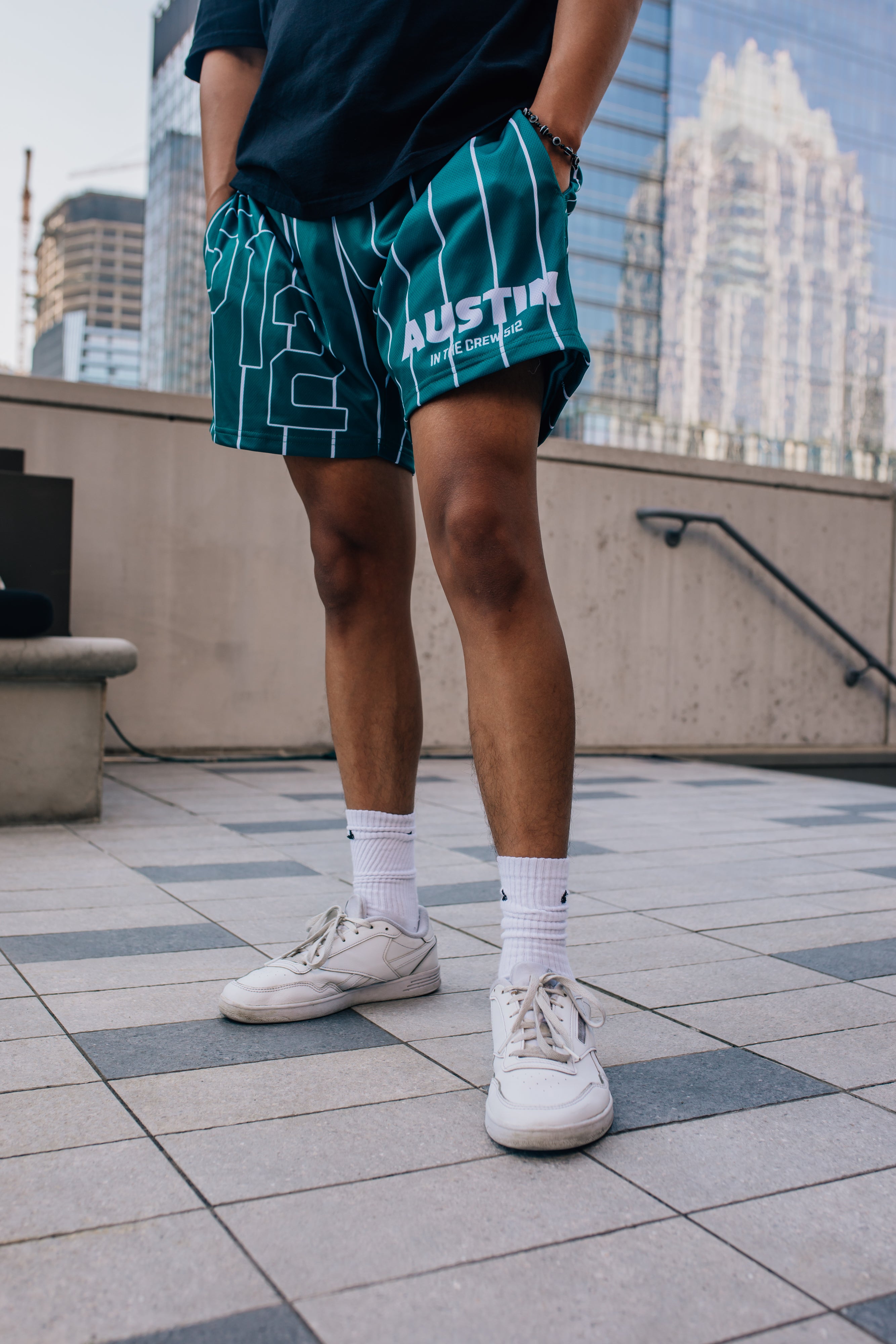 512 Crew Shorts - Green/white stripes