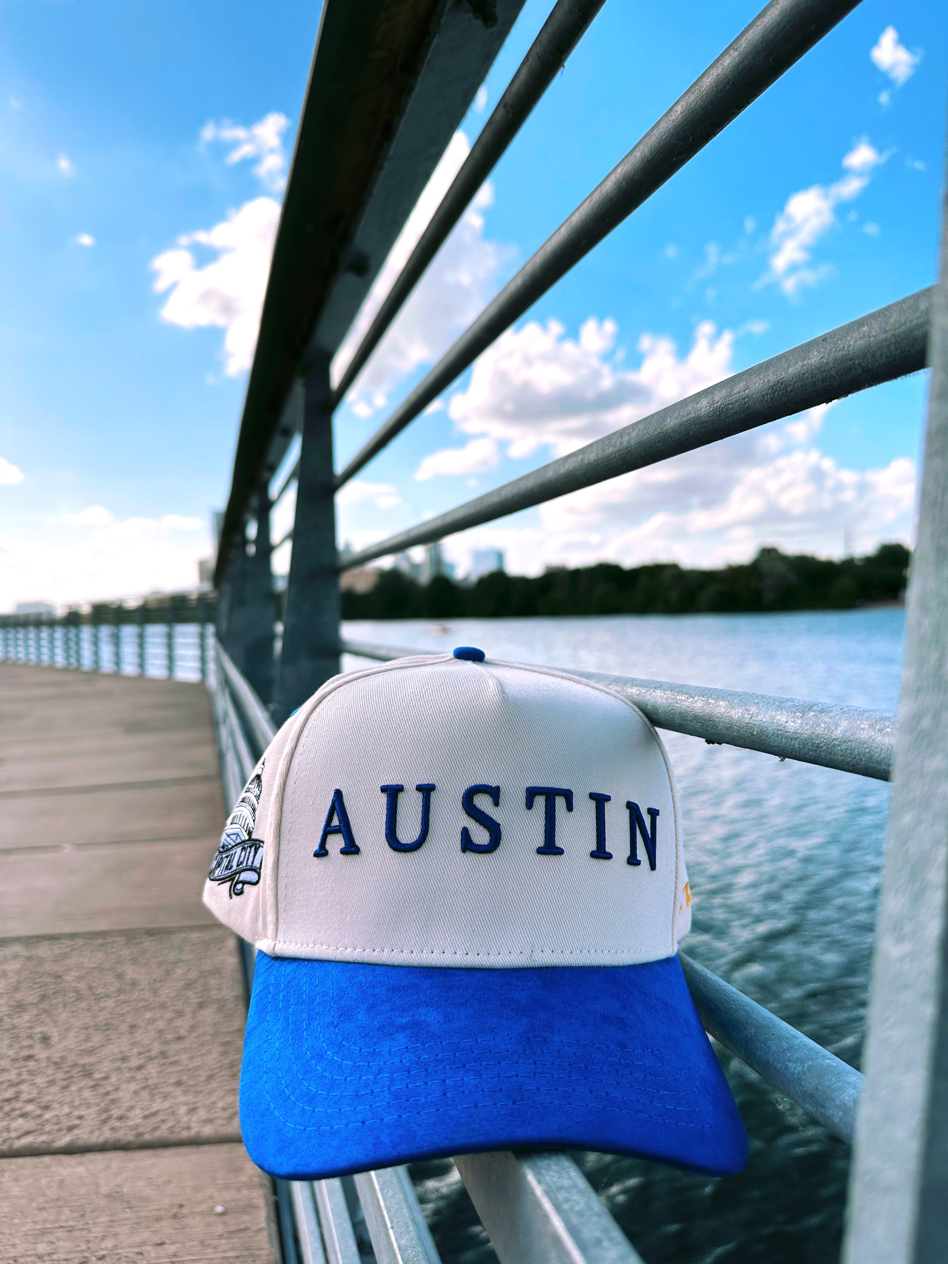 Suede Brim Snapback - Blue/Cream
