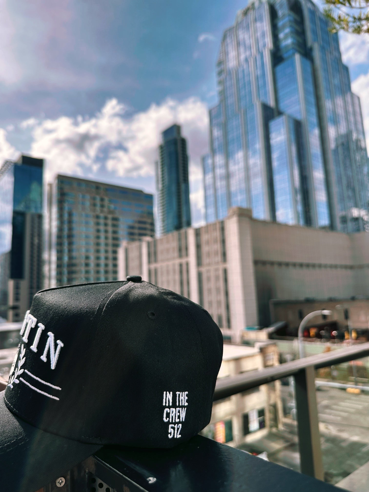 Austin Snapback - Black/White