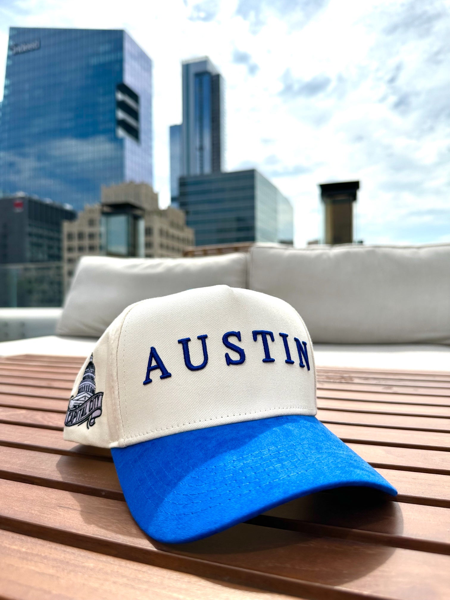 Suede Brim Snapback - Blue/Cream