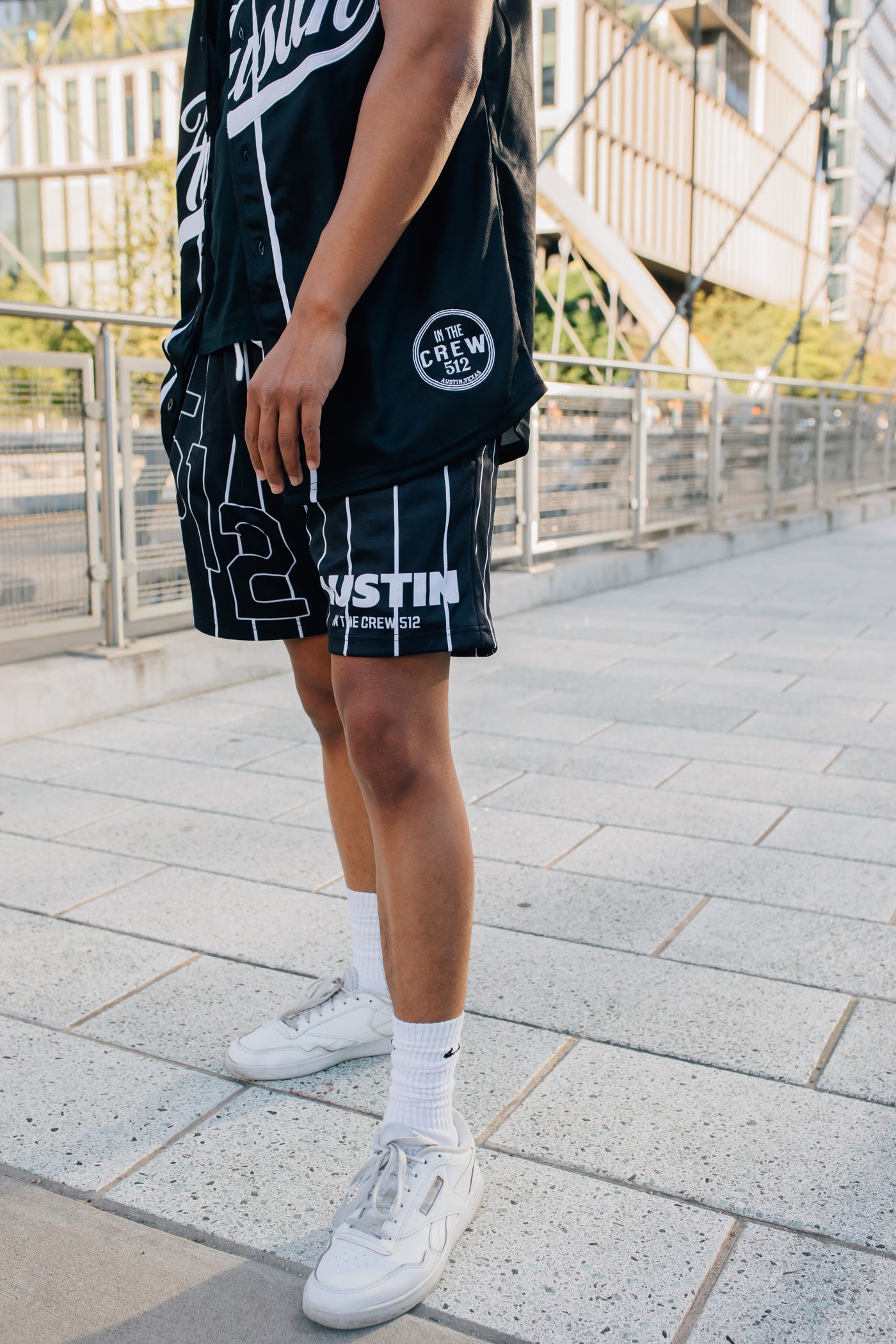 512 Crew Shorts - Black/white stripes